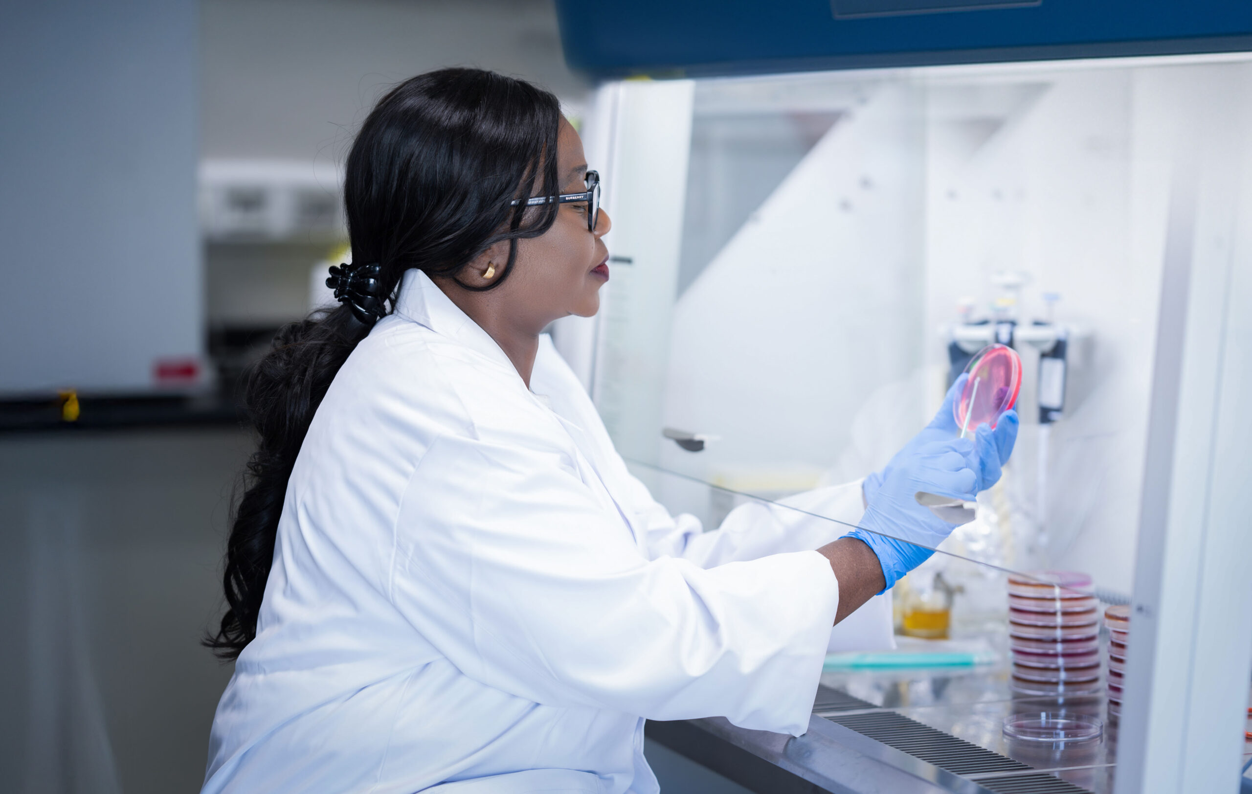 Pioneering UAE Research Advances Early Detection of Antimicrobial Resistance